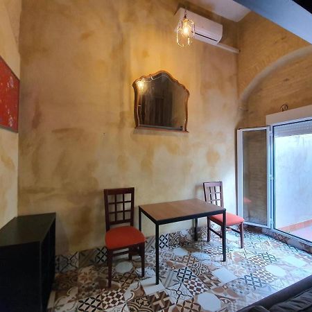 Coqueto Dupex En El Casco Antiguo De Triana Apartment เซบีญา ภายนอก รูปภาพ