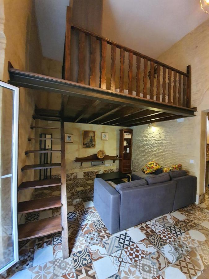 Coqueto Dupex En El Casco Antiguo De Triana Apartment เซบีญา ภายนอก รูปภาพ